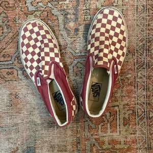 Vans slip on red checkerboard women’s 9.5